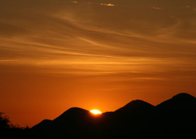Solnedgang i fjellene er en fantastisk opplevelse etter en tøff jakt