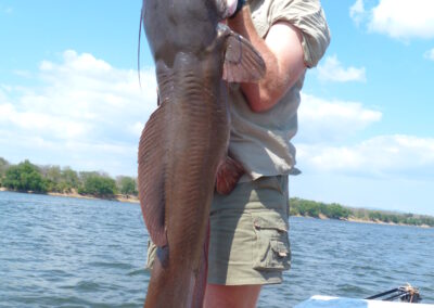 Stephan med Male. Flott fiske i Okavango